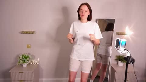 Misty online show from October 21, 2025, 10:16 am