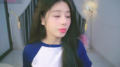 Snapshot of mit2244 chatting on October 30, 2025, 4:03 am Mt online show from October 30, 2025, 4:03 am