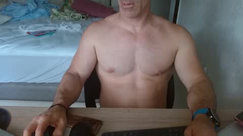 Snapshot of mitcheli chatting on February 21, 2025, 8:38 pm Onlyfans online show from February 21, 2025, 8:38 pm
