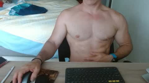 Snapshot of mitcheli chatting on September 17, 2025, 2:19 pm Onlyfans online show from September 17, 2025, 2:19 pm