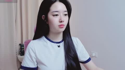 miu online show from February 5, 2026, 2:38 am