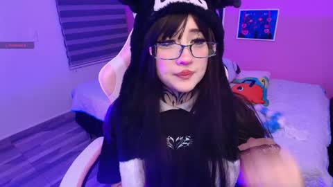 Snapshot of miwaviolet chatting on May 3, 2026, 3:56 am Miwa Violet online show from May 3, 2026, 3:56 am