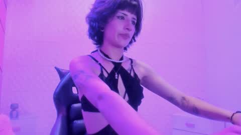 Mix  Zoe online show from February 11, 2026, 3:44 am