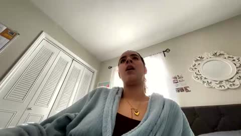 mixedbaby98 online show from February 6, 2026, 3:37 pm