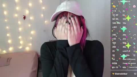 Snapshot of mixie_cute chatting on March 6, 2025, 12:54 am mixie_cute online show from March 6, 2025, 12:54 am