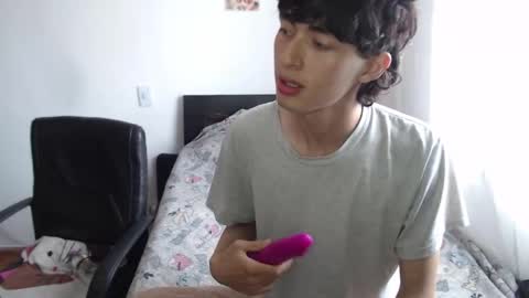 Naomi and Nekorii online show from October 21, 2025, 12:28 pm