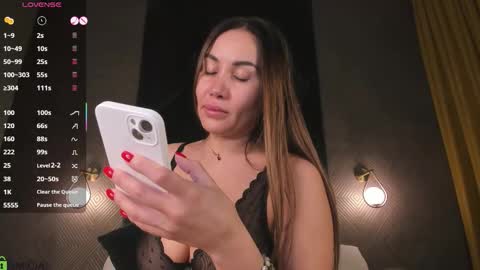 Snapshot of miya__kiss chatting on October 24, 2025, 1:24 am GMT 2 Tue 1100AM-300PM Wed-Fri 0400AM-1000AM online show from October 24, 2025, 1:24 am