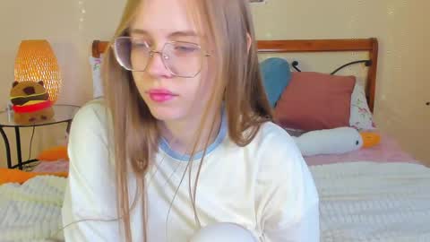 Miya online show from June 8, 2026, 1:28 am
