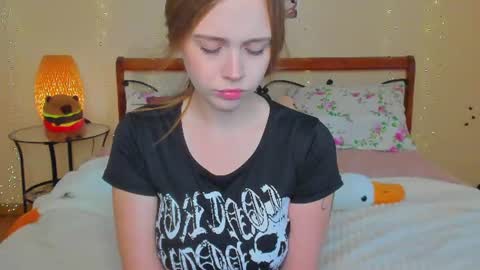 Snapshot of miya_soft chatting on July 23, 2026, 1:58 am Miya online show from July 23, 2026, 1:58 am