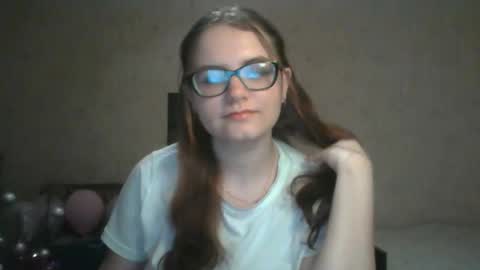 Milana online show from March 7, 2025, 4:33 pm