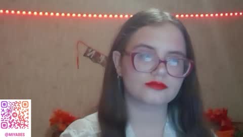 Milana online show from November 7, 2025, 5:24 pm