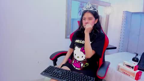 Snapshot of miyu_komori chatting on March 1, 2026, 1:02 pm miyu_komori online show from March 1, 2026, 1:02 pm