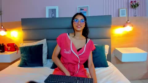 Miyu online show from September 23, 2025, 5:38 pm