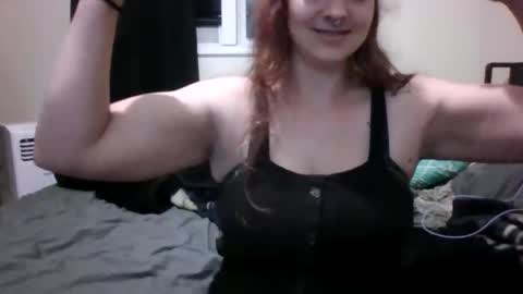 Snapshot of miztrezk chatting on April 7, 2026, 12:11 am miztrezk online show from April 7, 2026, 12:11 am