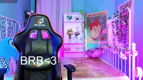 Mizuki online show from February 17, 2025, 12:10 am