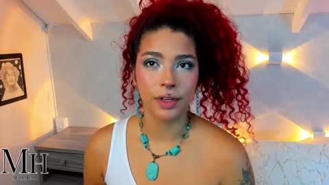 mizzhell_ online show from November 10, 2025, 11:42 am