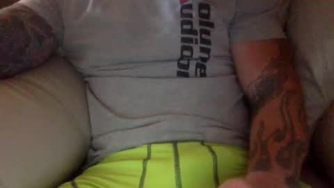 Snapshot of mjg175 chatting on September 27, 2025, 6:02 pm SexyRed online show from September 27, 2025, 6:02 pm