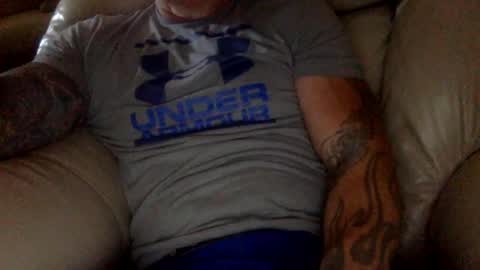 Snapshot of mjg175 chatting on October 1, 2025, 4:57 pm SexyRed online show from October 1, 2025, 4:57 pm