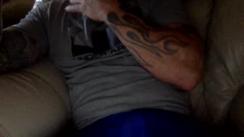 Snapshot of mjg175 chatting on October 21, 2025, 5:13 pm SexyRed online show from October 21, 2025, 5:13 pm