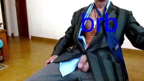 Snapshot of mjmadurengue chatting on December 2, 2024, 4:09 am Mario jose online show from December 2, 2024, 4:09 am