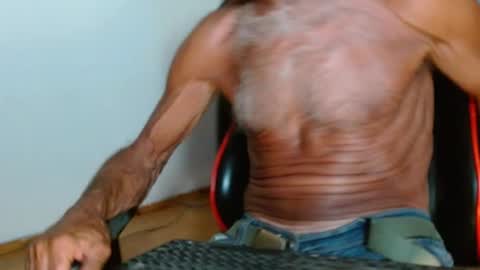 Snapshot of mjmadurengue chatting on March 14, 2026, 3:12 am Mario jose online show from March 14, 2026, 3:12 am