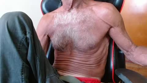 Snapshot of mjmadurengue chatting on April 12, 2026, 1:27 pm Mario jose online show from April 12, 2026, 1:27 pm