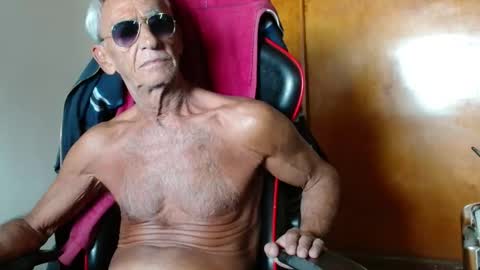 Snapshot of mjmadurengue chatting on April 28, 2026, 5:07 pm Mario jose online show from April 28, 2026, 5:07 pm