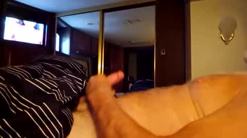 mjolnirandazzarra online show from November 28, 2025, 6:05 am