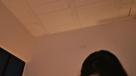 MoonLipson online show from June 11, 2026, 1:16 am