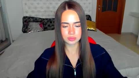 Beata online show from October 25, 2025, 4:02 pm