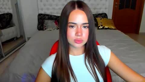 Beata online show from October 28, 2025, 6:32 pm