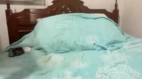 mmmarko_m online show from November 19, 2025, 9:37 pm