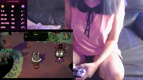 minaDarling online show from October 22, 2025, 4:35 am