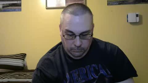 Snapshot of mmr4545 chatting on April 9, 2026, 4:23 am mark online show from April 9, 2026, 4:23 am