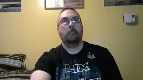 Snapshot of mmr4545 chatting on July 9, 2026, 4:05 am mark online show from July 9, 2026, 4:05 am