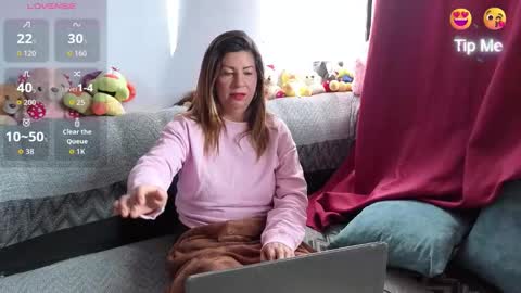 mmsexymm84 online show from February 16, 2026, 12:12 pm