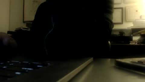 mmythmaker online show from October 15, 2025, 8:47 am