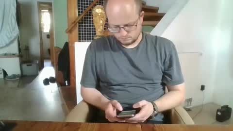 Snapshot of mnebram242860 chatting on July 18, 2026, 2:32 pm moe alias mnebram online show from July 18, 2026, 2:32 pm