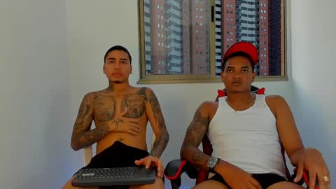 mnell28 online show from April 8, 2026, 10:54 pm