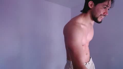 MNT O VILA online show from December 20, 2025, 10:06 pm