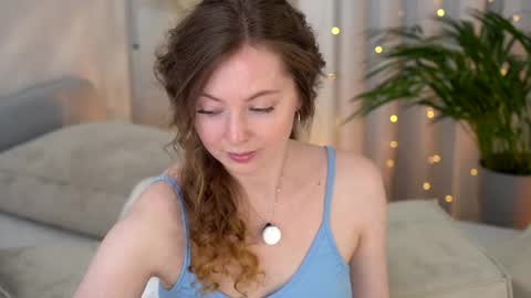 moan_elisa online show from April 30, 2026, 3:57 am