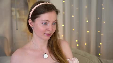 moan_elisa online show from May 2, 2026, 4:06 am