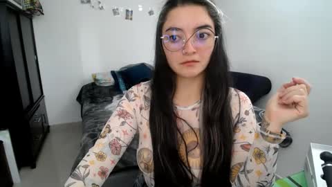 Sam online show from September 20, 2025, 2:18 pm