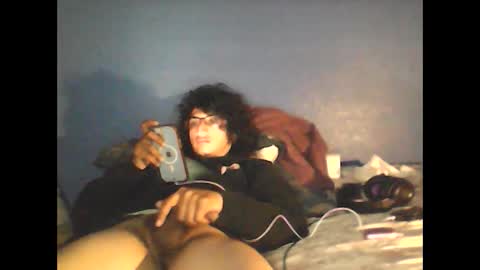 mochaandcreme online show from February 9, 2025, 12:41 pm