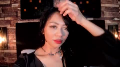 Snapshot of mochasins_ chatting on September 18, 2025, 11:34 am mochasins_ online show from September 18, 2025, 11:34 am