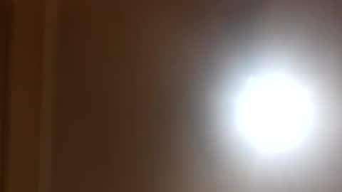 Snapshot of modelo_web18 chatting on December 6, 2024, 12:38 pm camilo online show from December 6, 2024, 12:38 pm