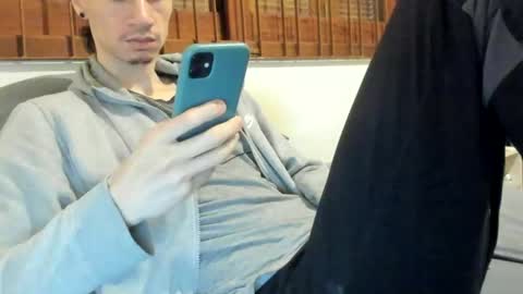 DigBreed online show from November 8, 2025, 12:27 pm