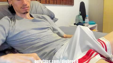 Snapshot of moderdelier chatting on February 28, 2026, 1:17 am DigBreed online show from February 28, 2026, 1:17 am