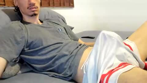 Snapshot of moderdelier chatting on March 25, 2026, 2:01 pm DigBreed online show from March 25, 2026, 2:01 pm