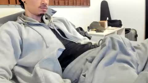 DigBreed online show from July 16, 2026, 2:06 am